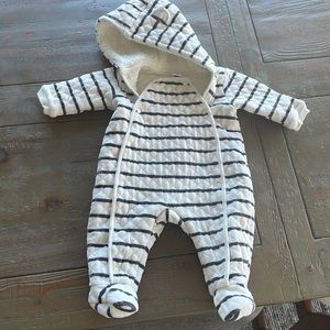 Nordstrom Baby Bunting 9M